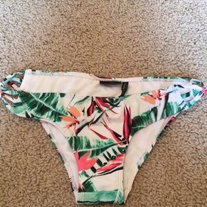 Bikini bottoms
